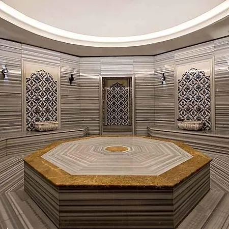 Hotel Grand Harilton 3*