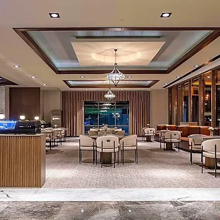 Hotel Grand Harilton 3*