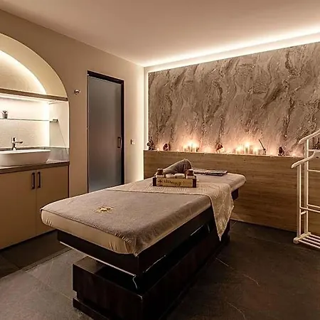 Hotel Grand Harilton
