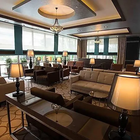 Hotel Grand Harilton 3*